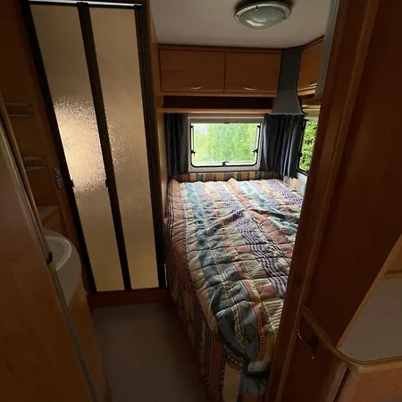 Vintage Przyczepa Justarniacamp 营地 亚斯塔尔尼亚